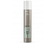 Lakier do w�os�w �rednio utrwalaj�cy Wella EIMI Mistify Me Light