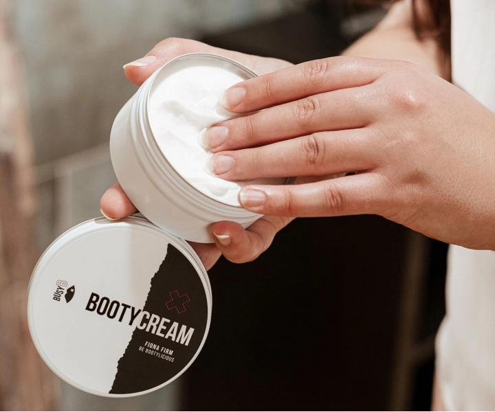 Krem uj�drniaj�cy na po�ladki i uda  BusyB Booty Cream Fiona Firm - 135 ml