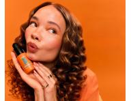 Wyg�adzaj�ce serum termoochronne do w�os�w niesfornych Matrix Mega Sleek 96H Anti-Frizz TopCoat Serum - 50 ml