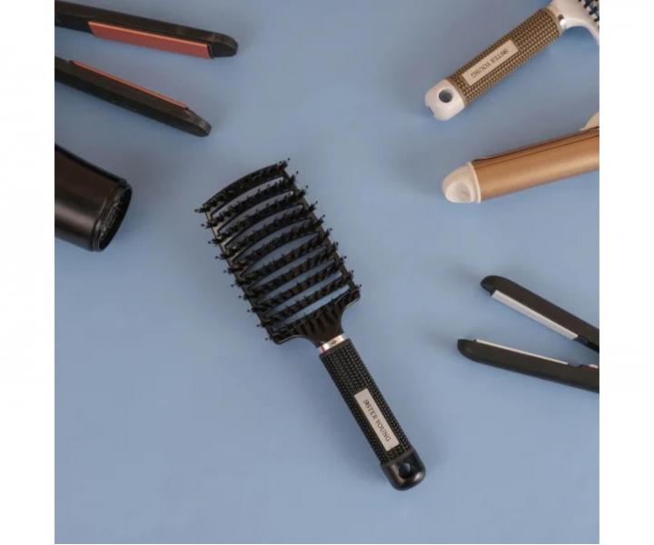 Szczotka do rozczesywania i suszenia w�os�w z w�osiem dzika i nylonowym Sister Young Zoco Hair Brush - czarna