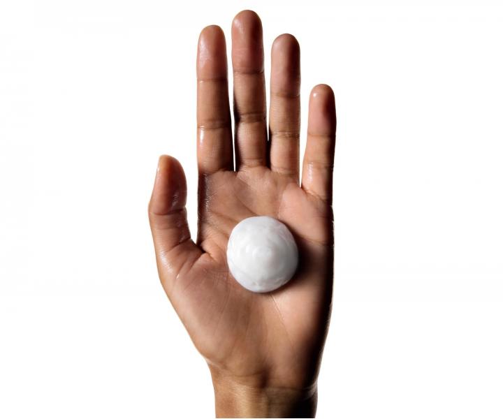 Maska nawilajca do wosw falowanych i krconych Loral Professionnel Curl Expression - 250 ml