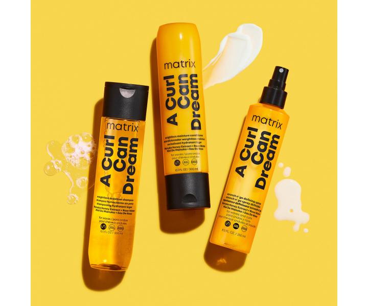 Lekki szampon nawilajcy do wosw falowanych Matrix A Curl Can Dream Shampoo - 300 ml