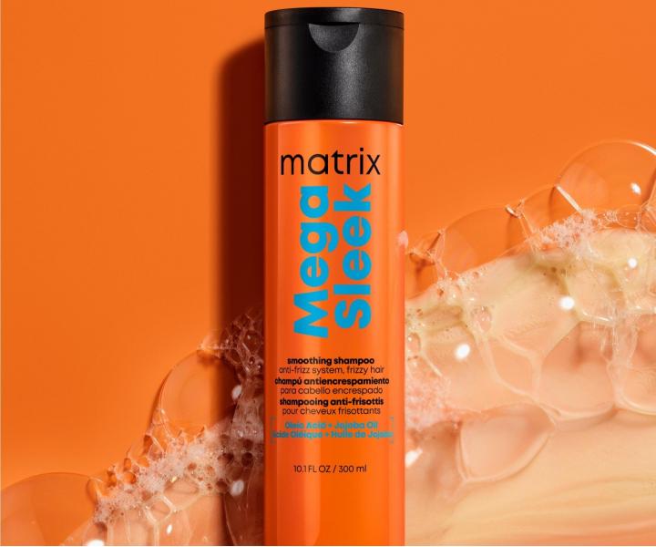 Szampon wyg�adzaj�cy do w�os�w niesfornych Matrix Mega Sleek Smoothing Shampoo - 300 ml