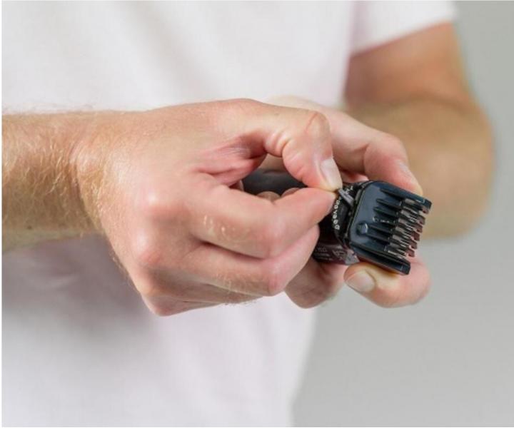 Trymer wielofunkcyjny Wahl Extreme Grip Advanced 09893.0460 - czarny