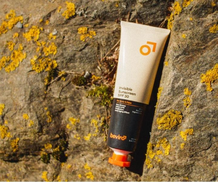 Krem przeciws�oneczny do cia�a i twarzy dla m�czyzn Beviro Invisible Sunscreen SPF 30 - 100 ml