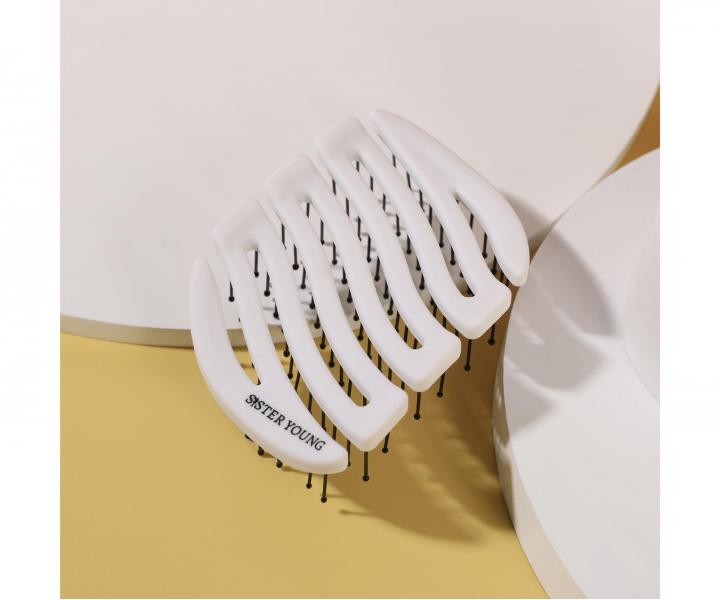 Szczotka do w�os�w z w�osiem nylonowym Sister Young Mila Pocket Hair Brush - bia�a
