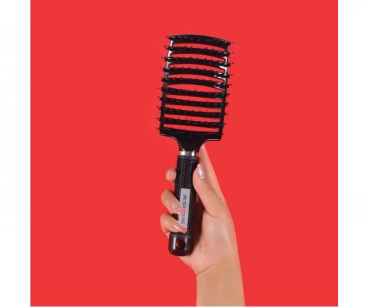 Szczotka do rozczesywania i suszenia w�os�w z w�osiem dzika i nylonowym Sister Young Zoco Hair Brush - czarna