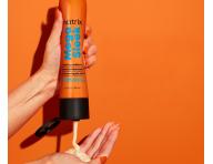 Od�ywka wyg�adzaj�ca do w�os�w niesfornych Matrix Mega Sleek Smoothing Conditioner