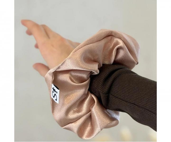 Ozdobna gumka satynowa do w�os�w Sister Young Scrunchie Lilu Champagne - szampa�ska