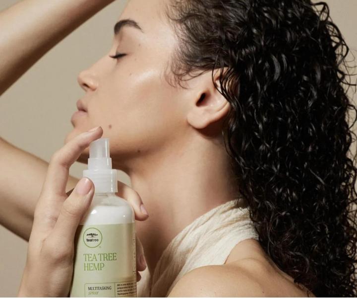 Odywka bez spukiwania z olejem konopnym Paul Mitchell Tea Tree Hemp - 200 ml