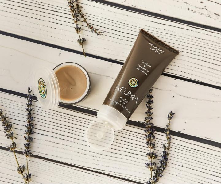 Wknisty el do wosw z elastycznym utrwaleniem Neuma neuStyling nectar - 100 g