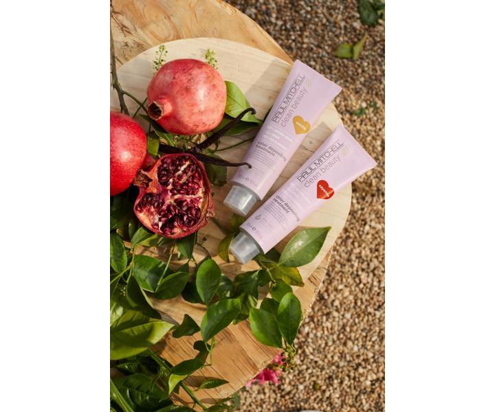 Odywcza maska koloryzujca Paul Mitchell Clean Beauty Color Depositing Treatment - czerwona - 150 ml