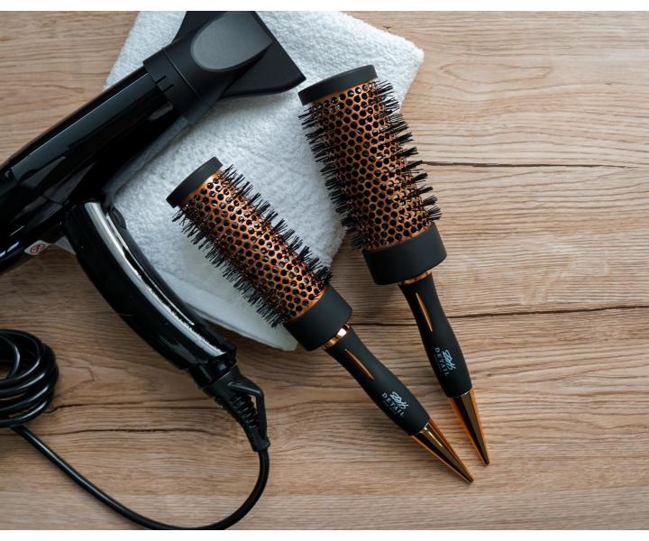 Okr�g�a szczotka z nylonowym w�osiem Detail - Hair style Round Brush - 34 mm