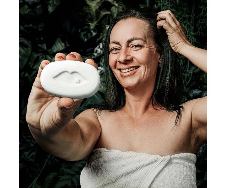 Szampon do wosw w kostce BusyB Hair Soap Becky Blossom - 70 g