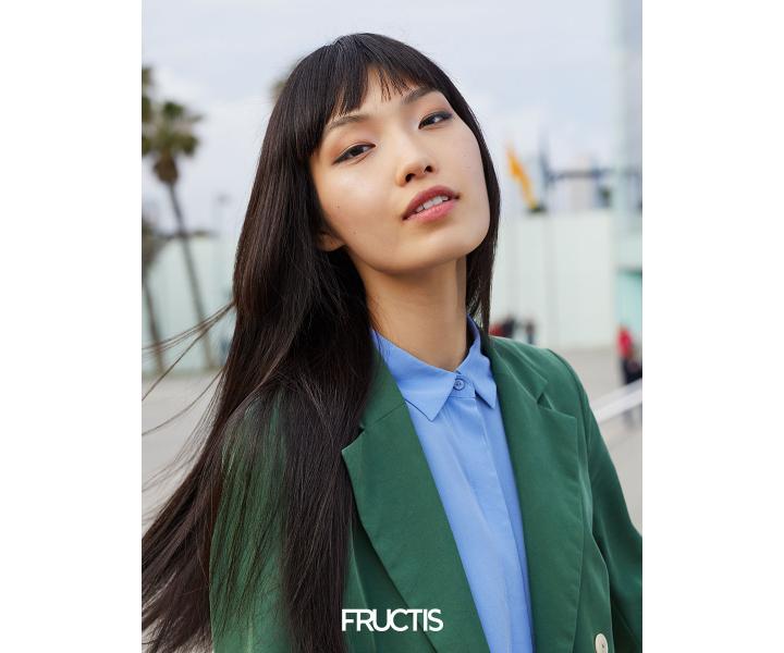 Suchy szampon o zapachu wody kokosowej Garnier Fructis Invisible Trocken Shampoo - 100 ml