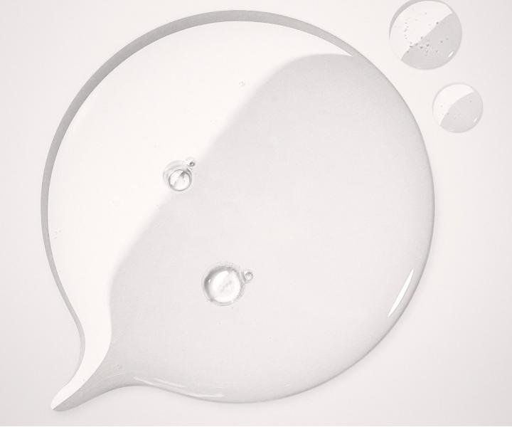 Nawilajca esencja do spukiwania do wosw suchych i zniszczonych Kerasilk Hydrating Essence - 15 ml