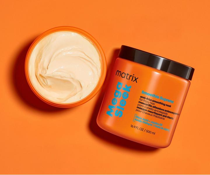 Maska wyg�adzaj�ca do w�os�w niesfornych Matrix Mega Sleek Smoothie Supreme Smoothing Mask - 500 ml