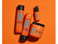 Wyg�adzaj�ce serum termoochronne do w�os�w niesfornych Matrix Mega Sleek 96H Anti-Frizz TopCoat Serum - 50 ml