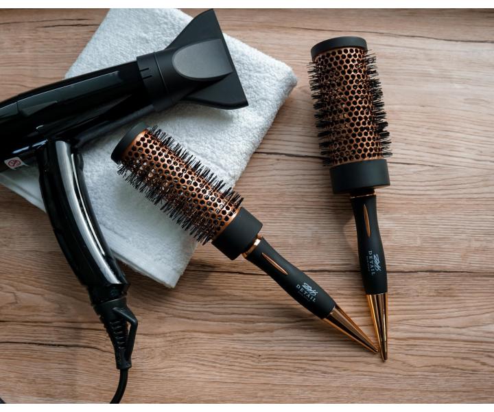 Okr�g�a szczotka z nylonowym w�osiem Detail - Hair style Round Brush