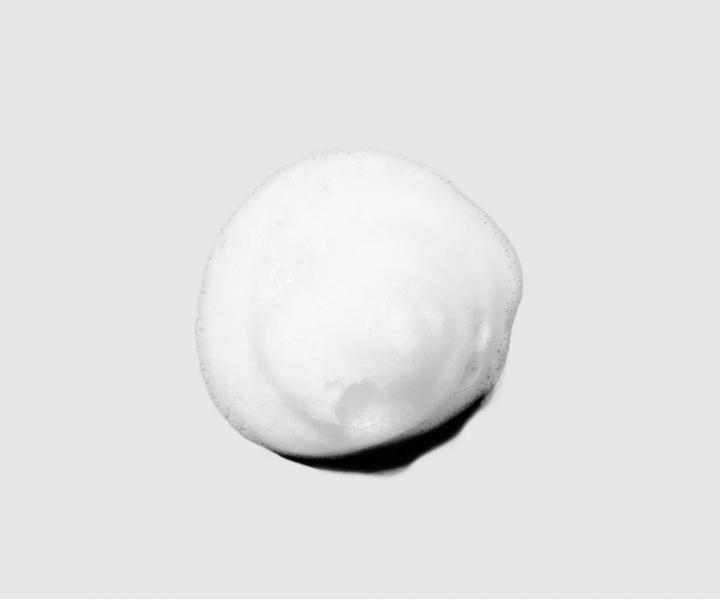 Seria nadajca wosom objto i tekstur Paul Mitchell Tea Tree Scalp Care