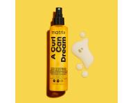 Spray definiujcy do fal i lokw Matrix A Curl Can Dream Scrunch N' Go Spray - 250 ml
