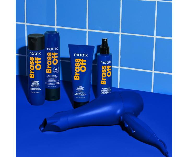 Seria neutralizujca miedziane i pomaraczowe odcienie Matrix Brass Off
